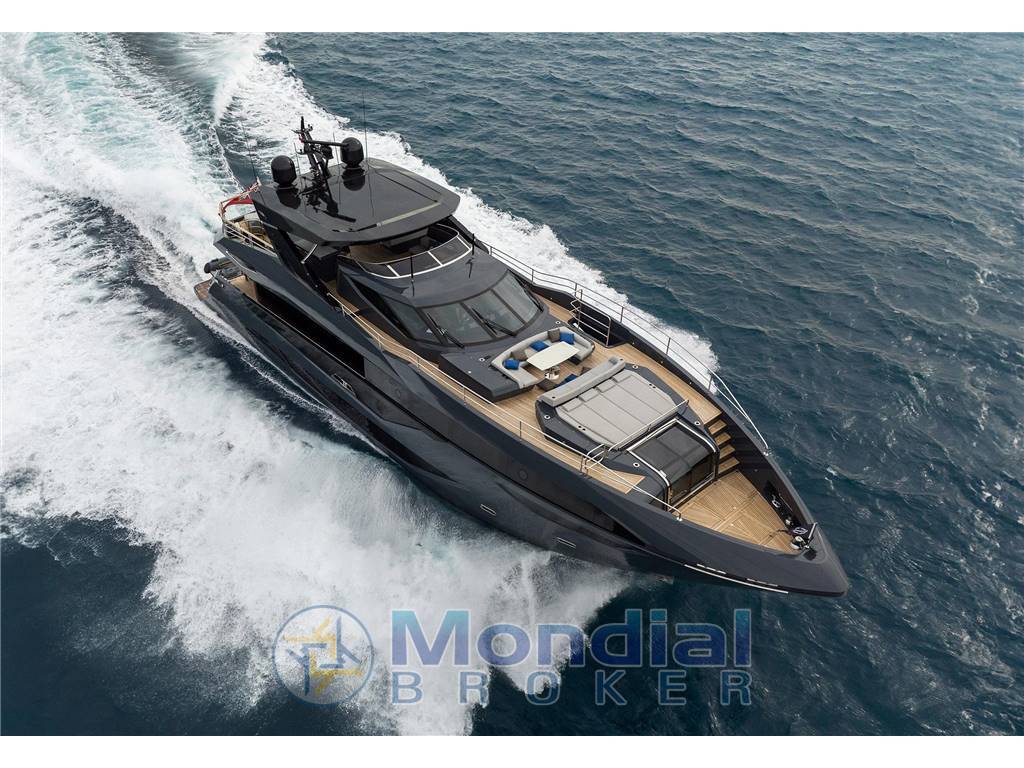 Sunseeker 100 yacht