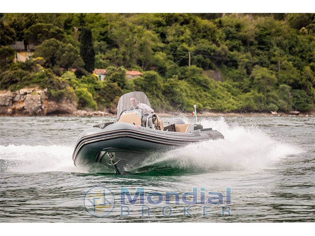 Sacs Strider 900