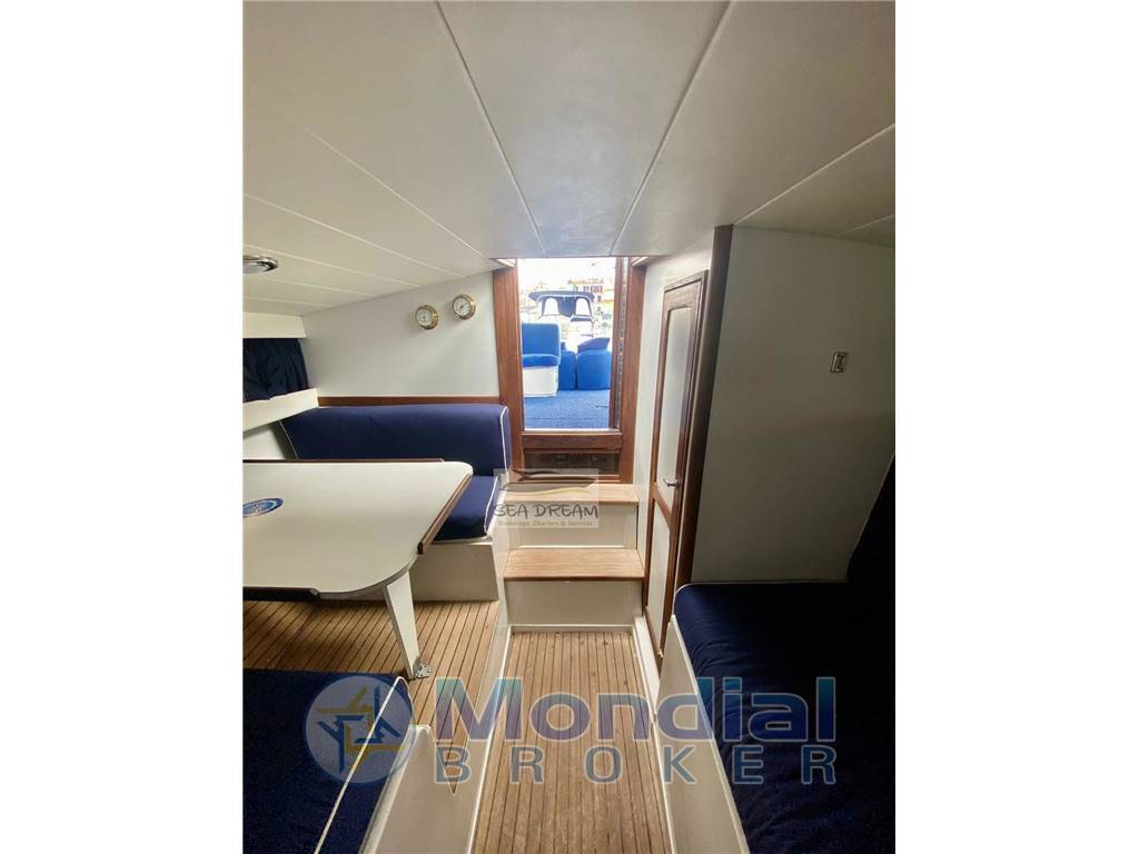 Tornado 38' flush deck