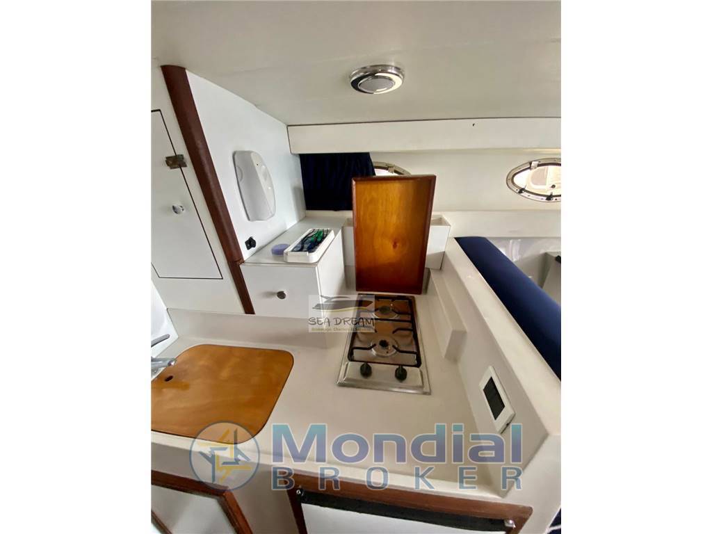 Tornado 38' flush deck