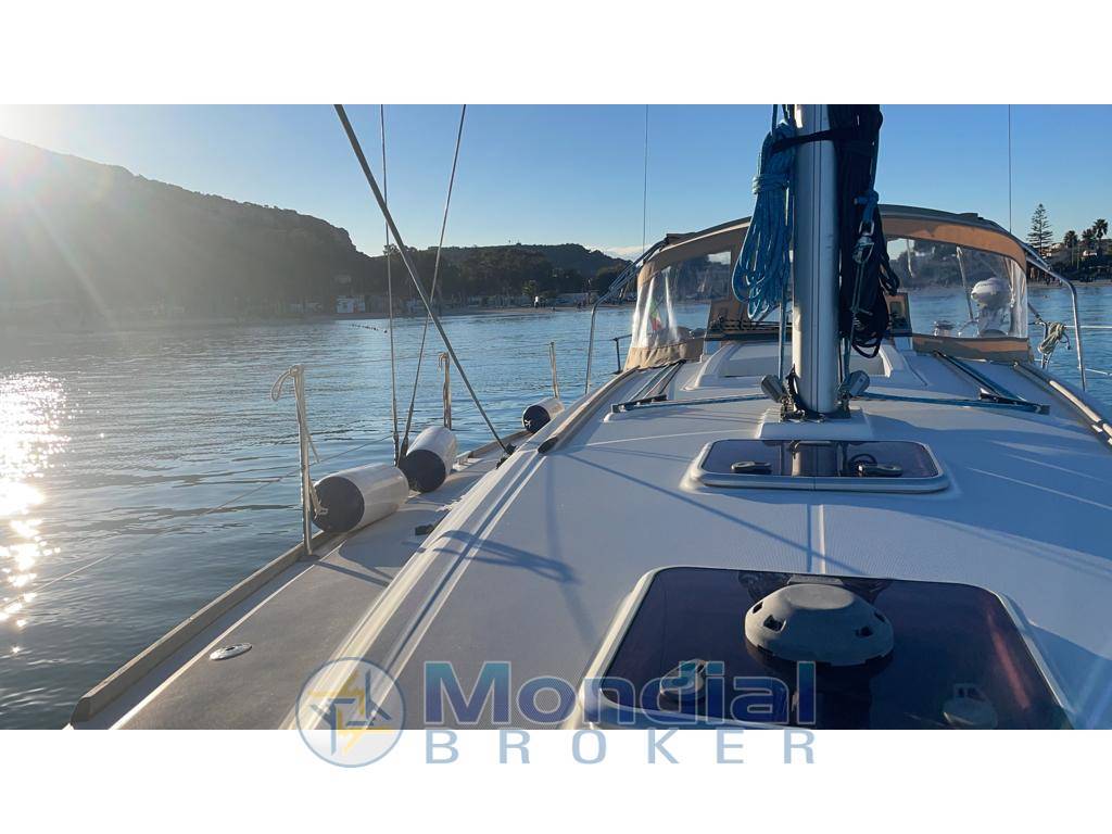 Beneteau Oceanis 37