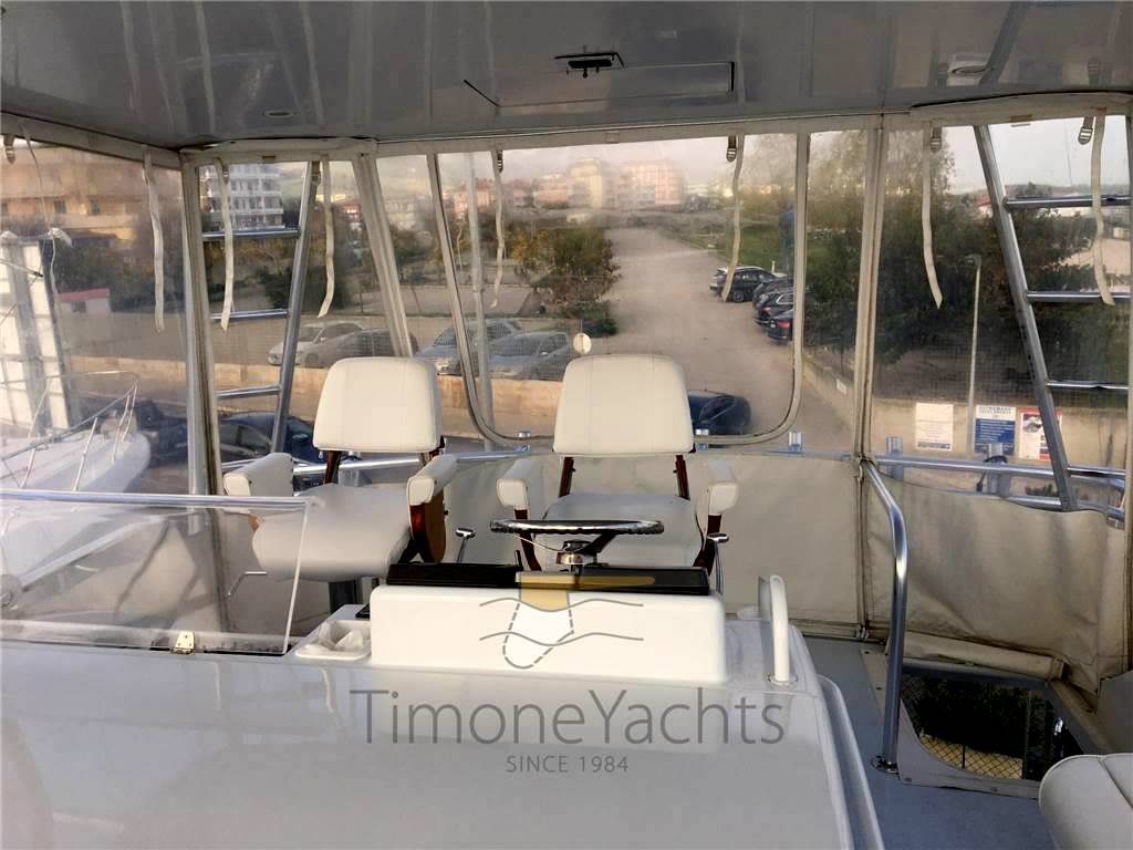 Hatteras 54 convertible