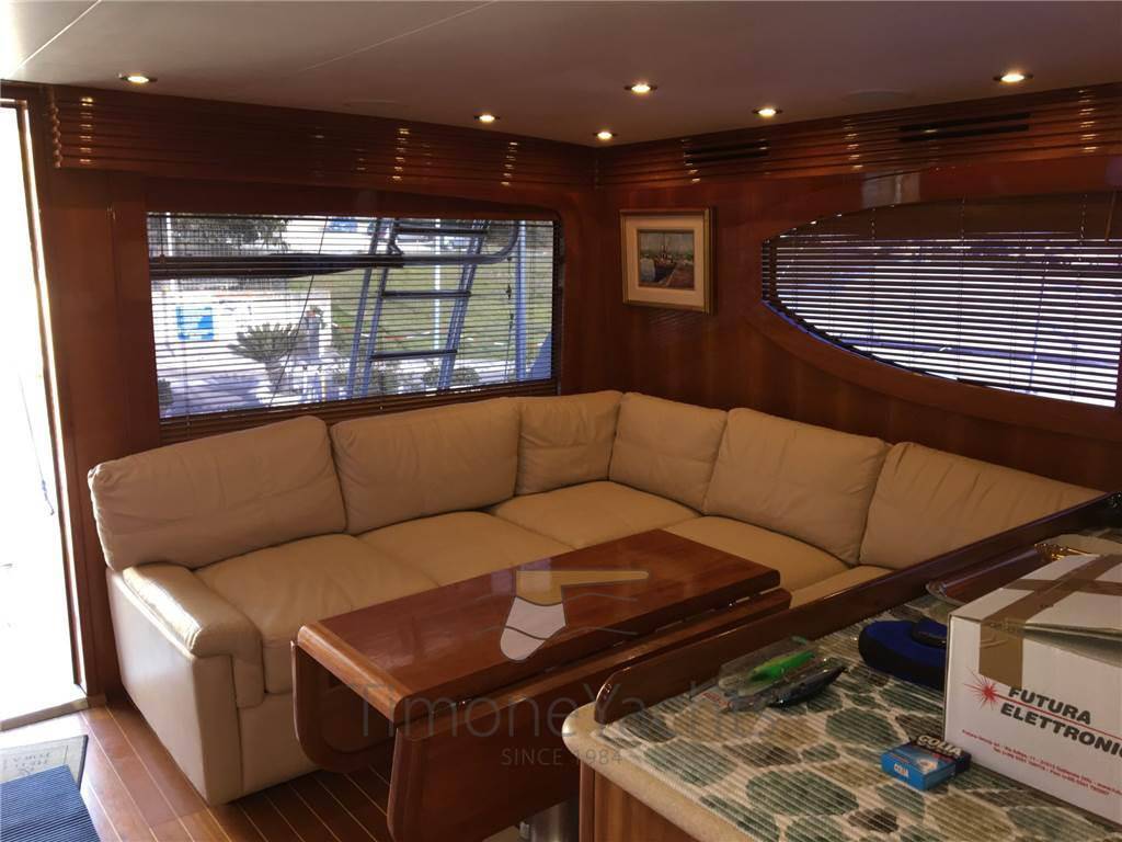 Hatteras 54 convertible