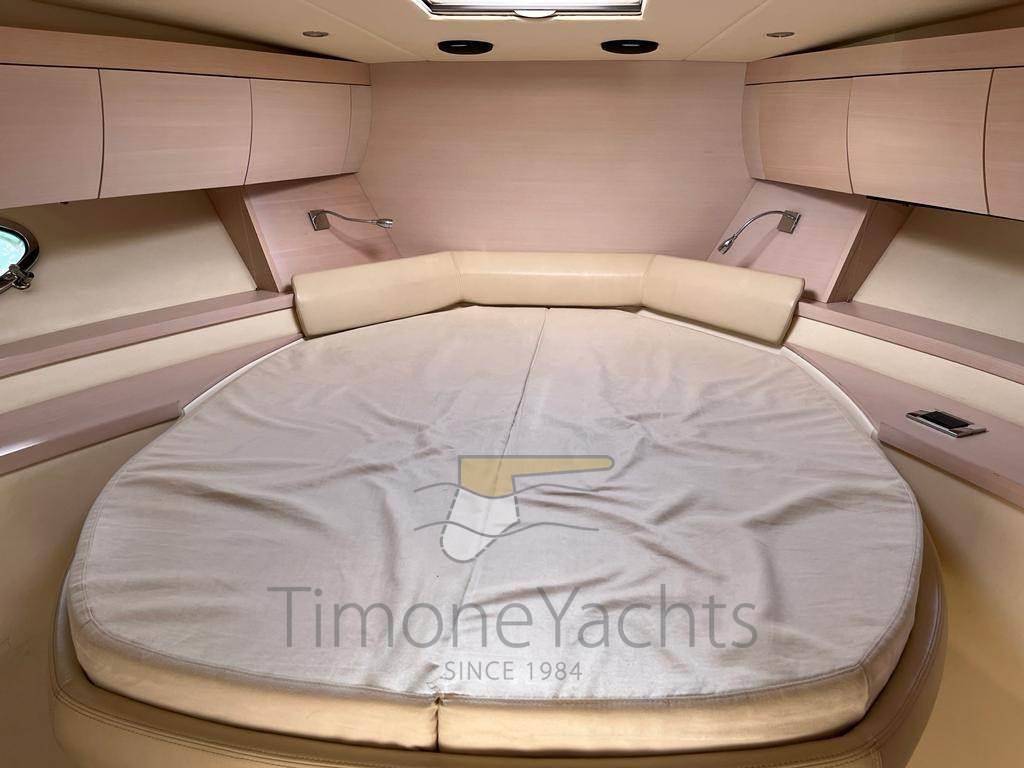 Atlantis 40