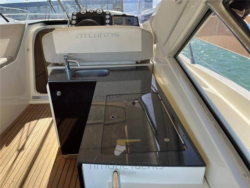 Atlantis 40