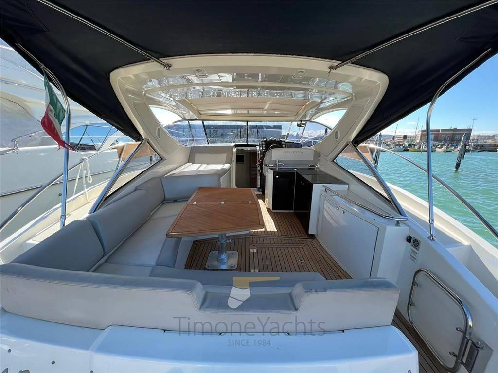 Atlantis 40