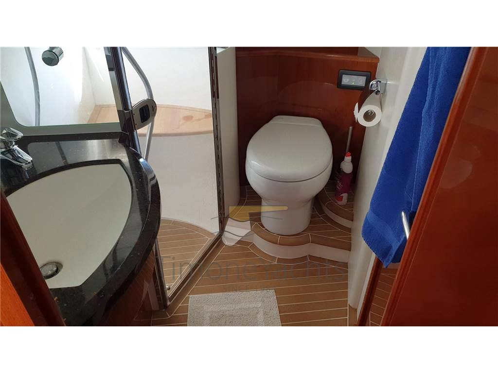 Princess yachts V 58