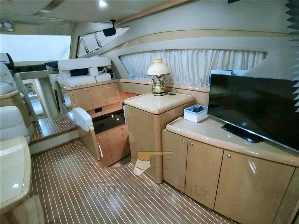 Ferretti 460