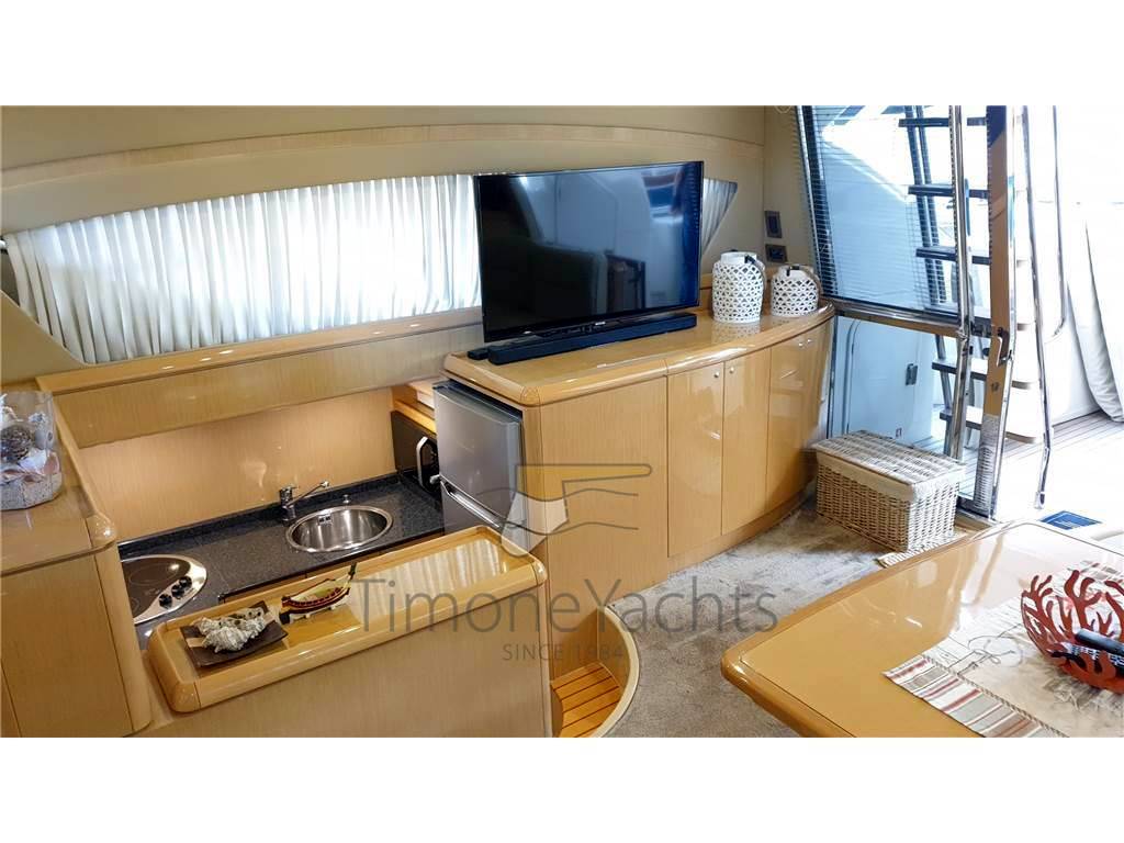 Ferretti 500