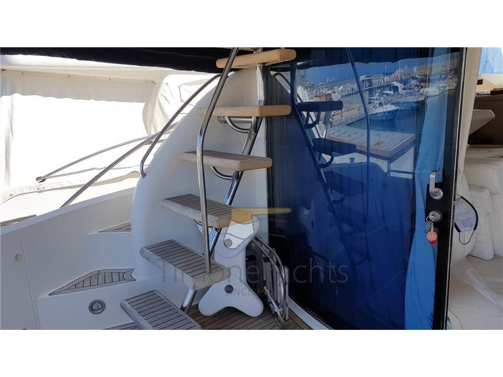 Fairline Squadron 55