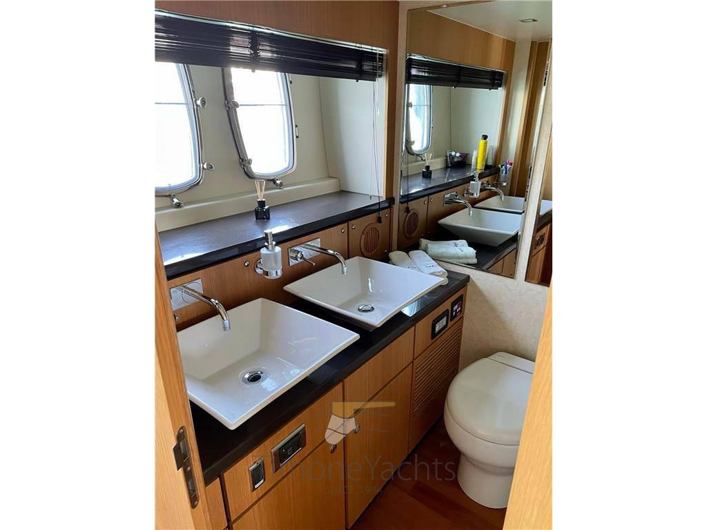 Fairline Squadron 78