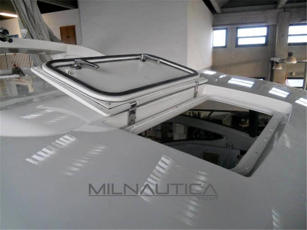Azimut 43s