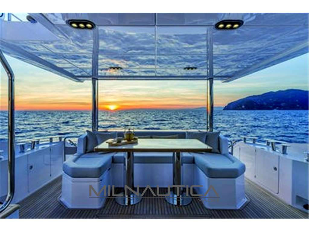 Azimut 60 flybridge