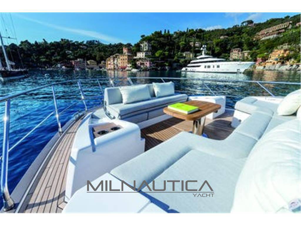 Azimut 60 flybridge