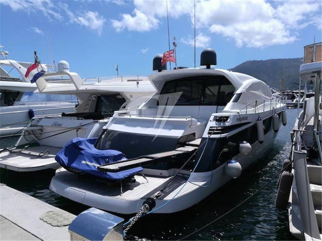 Pershing 62