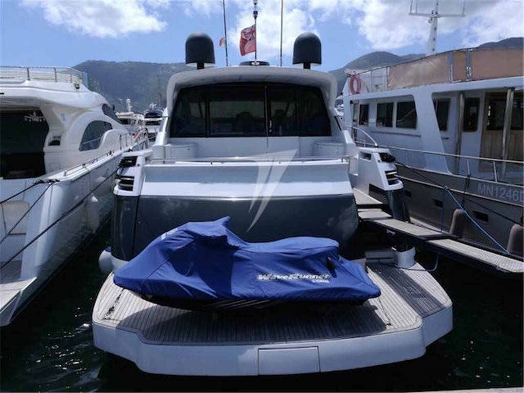 Pershing 62