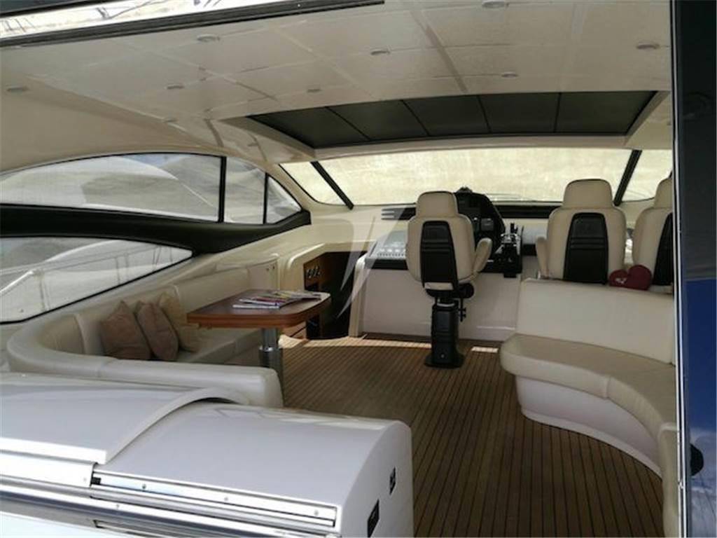 Pershing 62