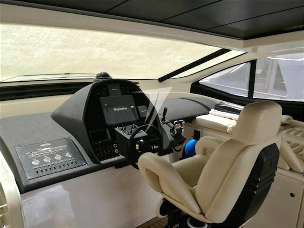Pershing 62