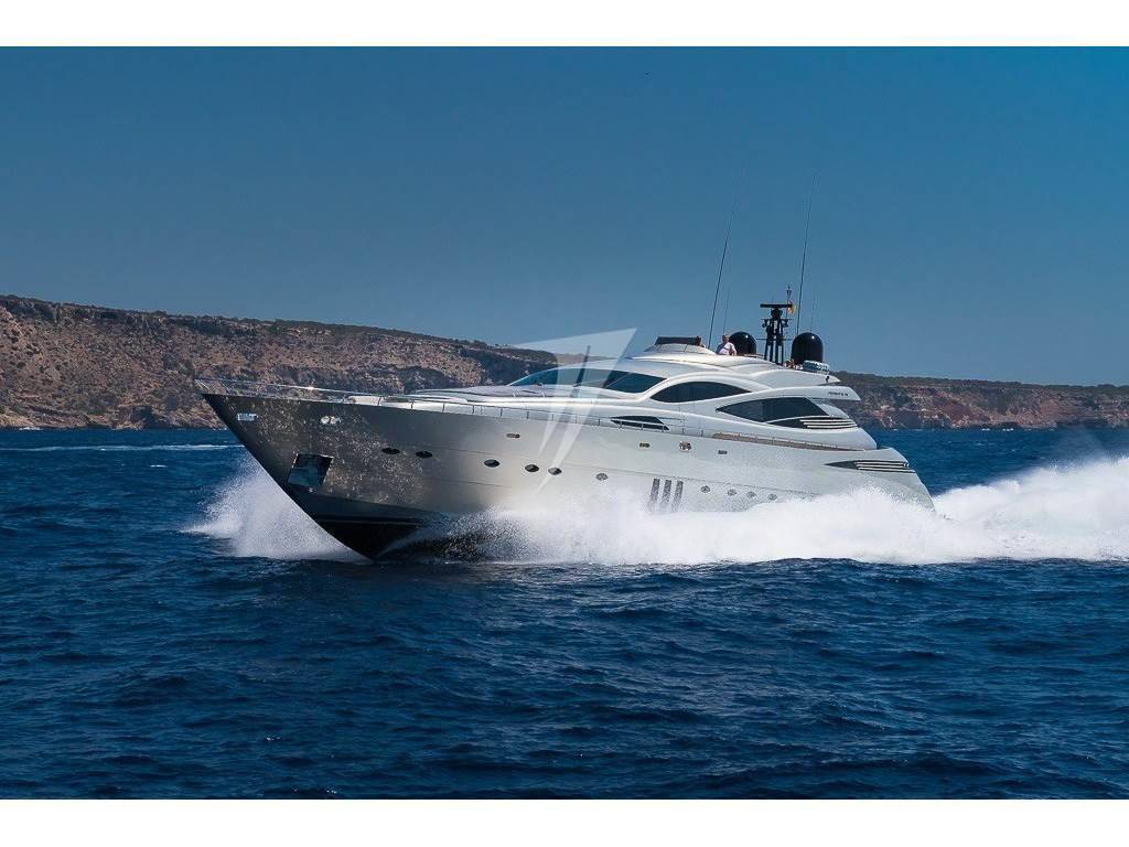 Pershing 115