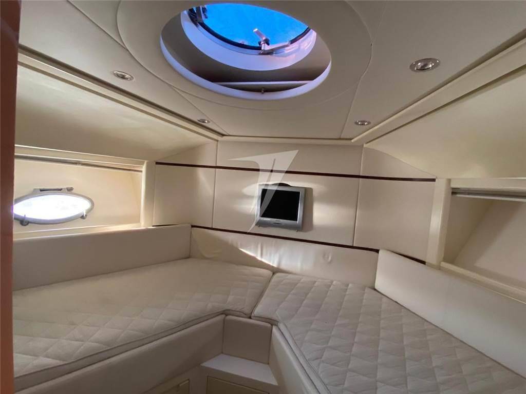 Pershing 62