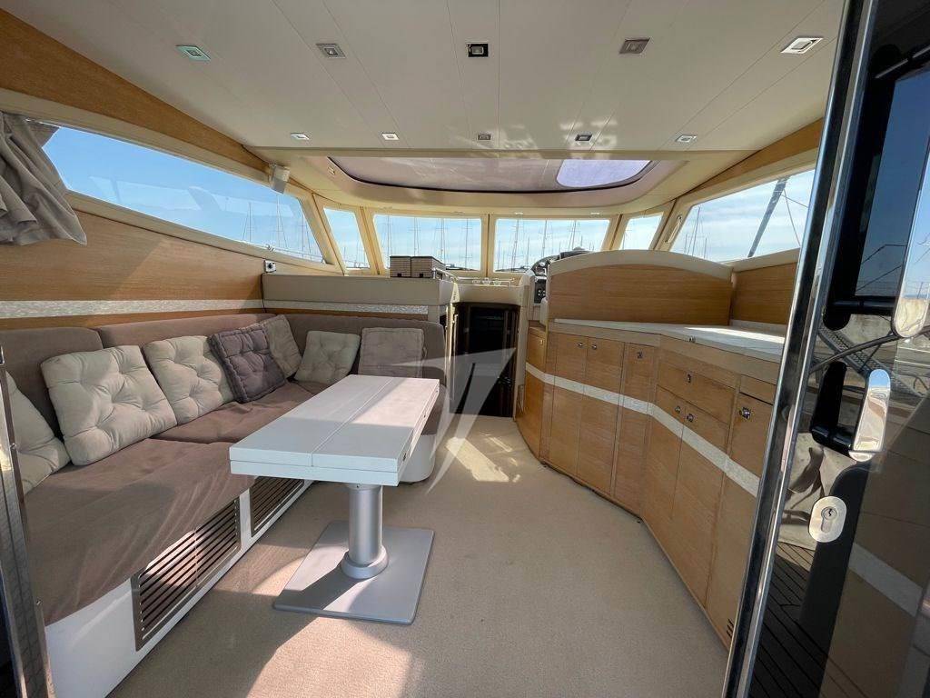 Master yacht 52