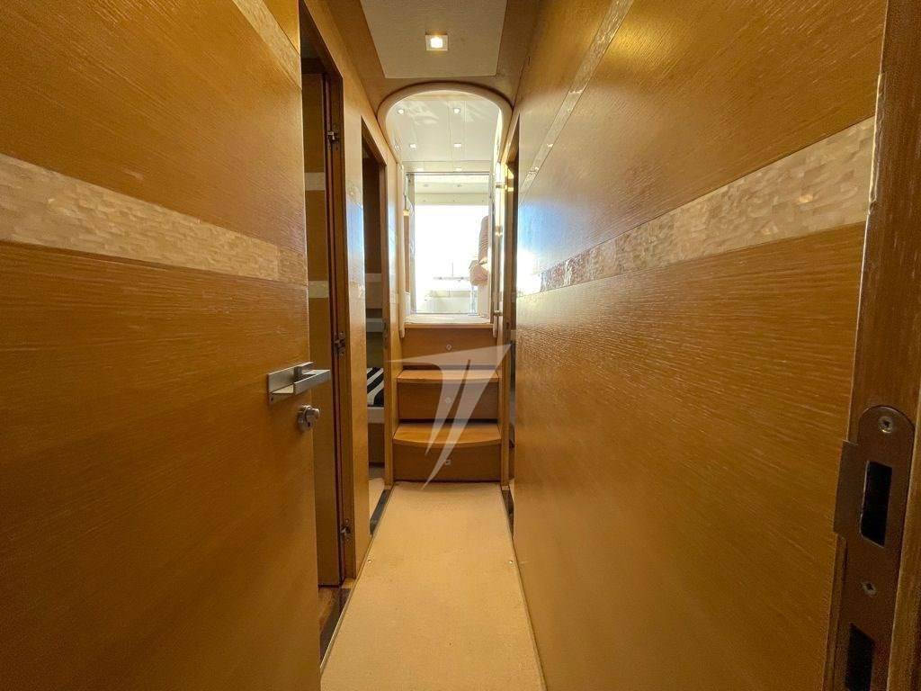 Master yacht 52