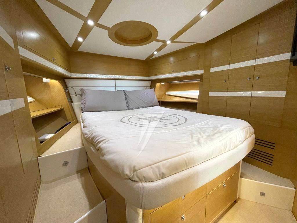 Master yacht 52