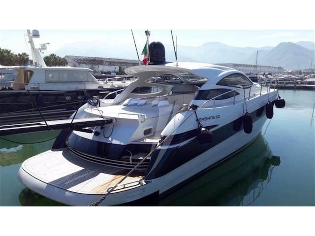 Pershing 50'