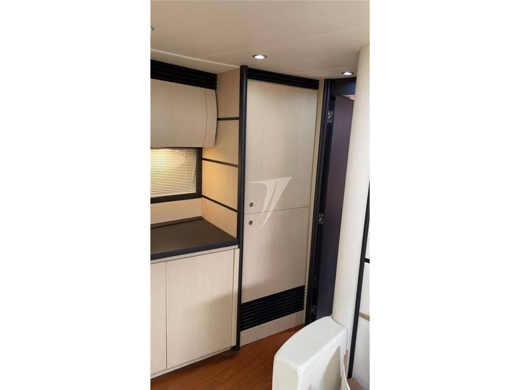 Pershing 50'