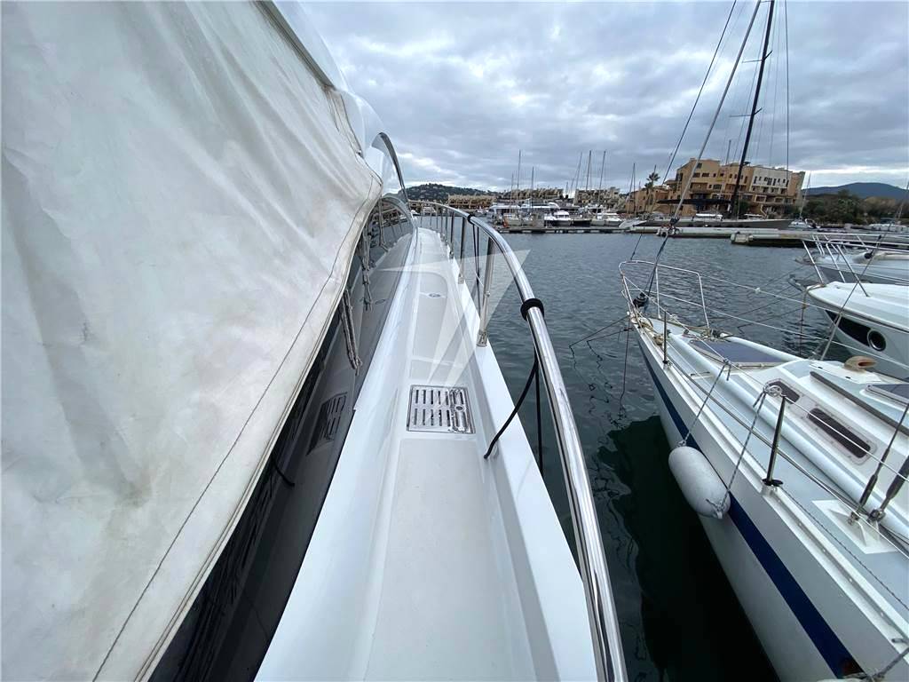 Pershing 56'