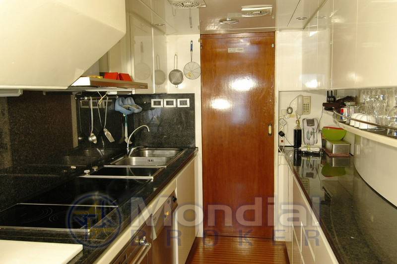 Benetti 105 sd