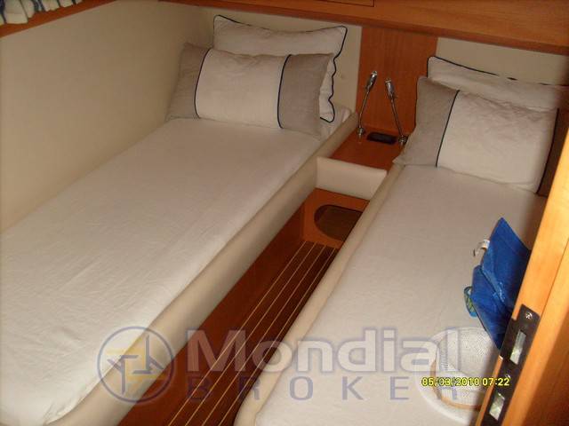Uniesse 42 open