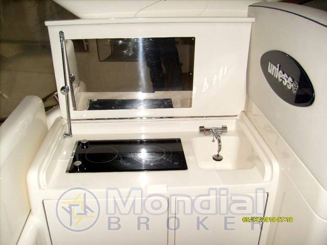 Uniesse 42 open