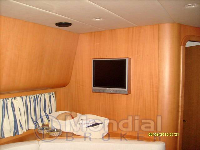 Uniesse 42 open