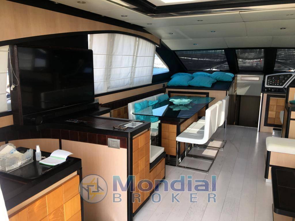 Delladriatico Pershing 72