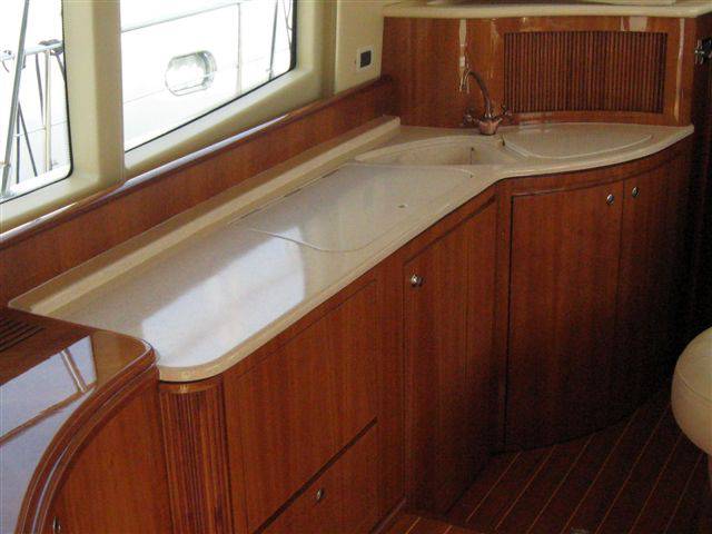 Azimut 42