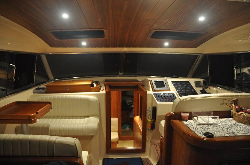 Apreamare 12 cabin