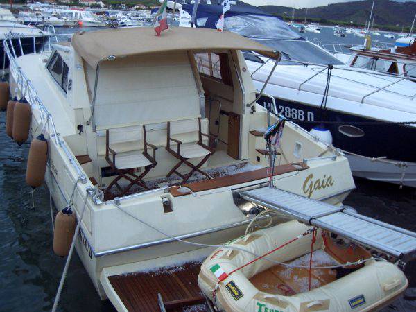 Ferretti 38 roadster