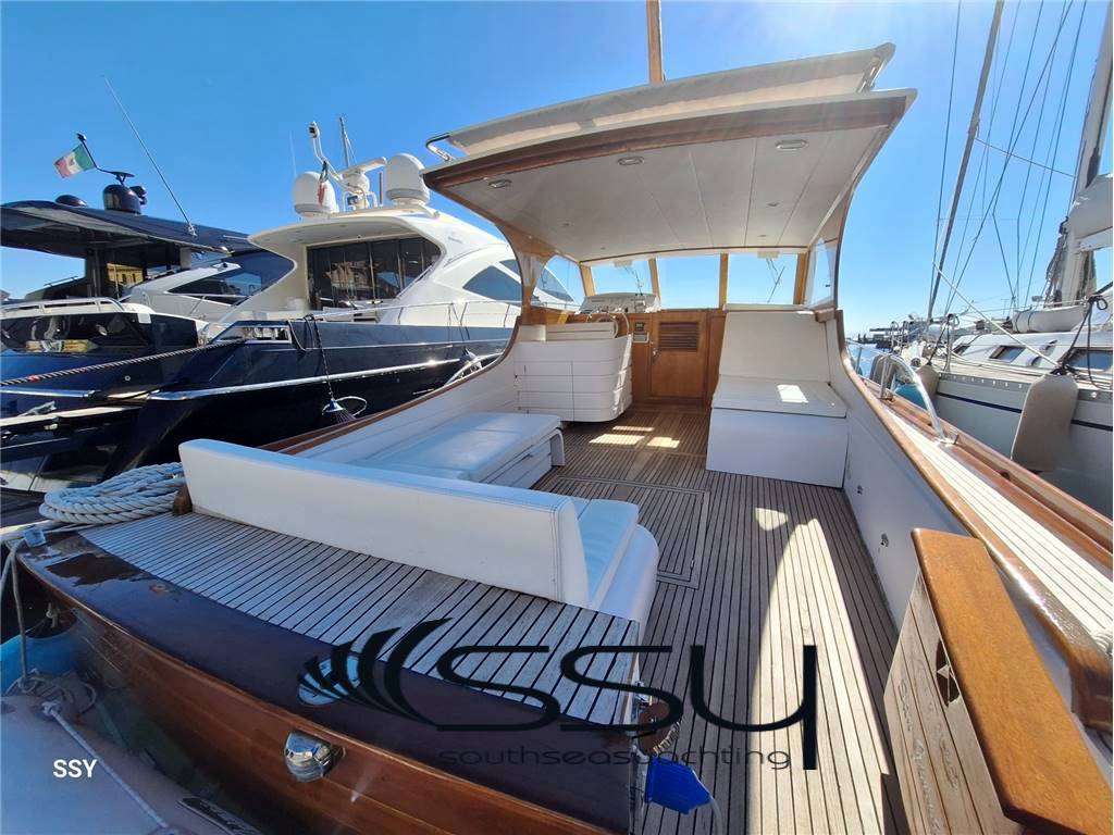 Cantiere di pinto Sparviero 40