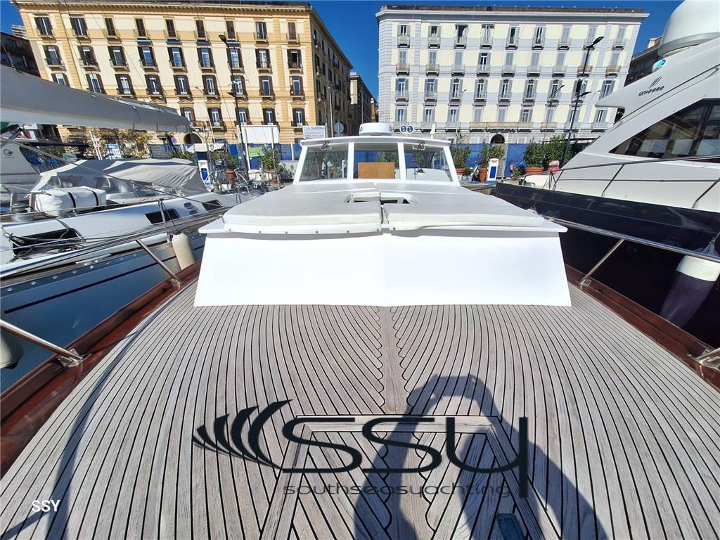 Cantiere di pinto Sparviero 40