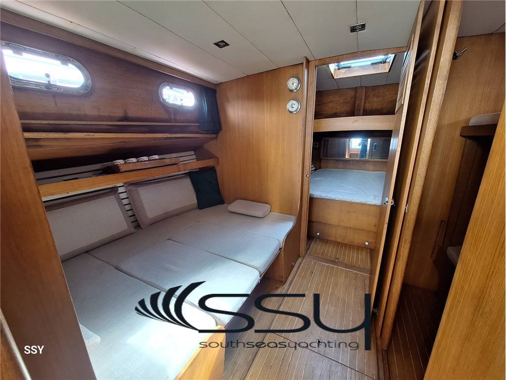 Cantiere di pinto Sparviero 40