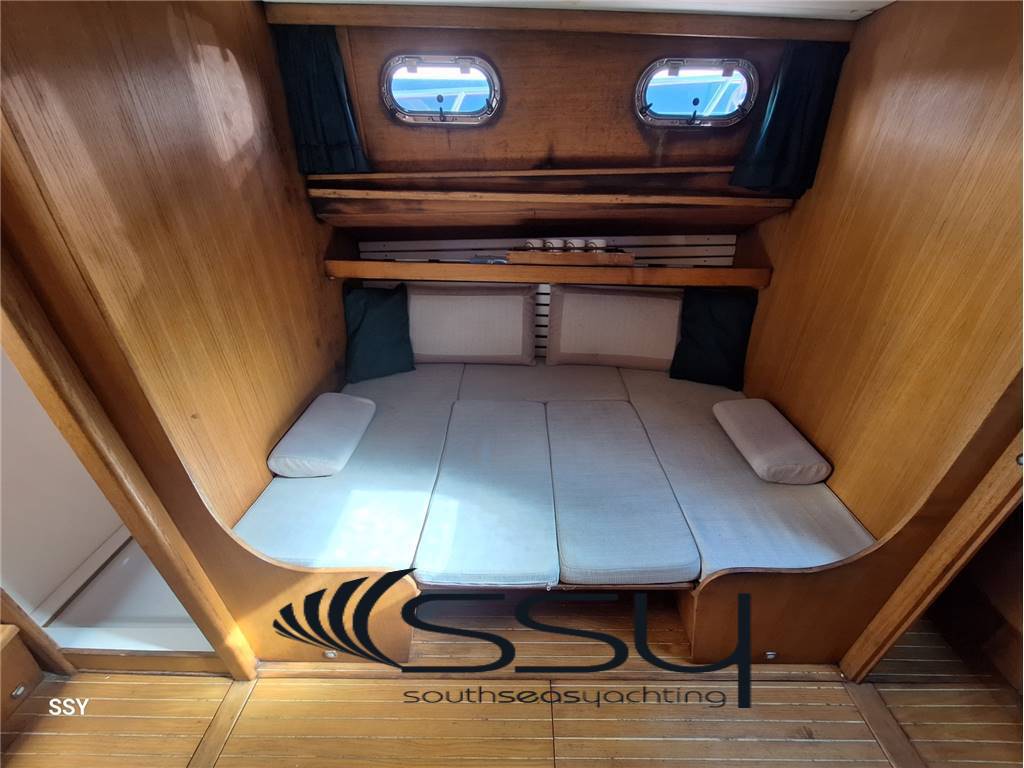 Cantiere di pinto Sparviero 40