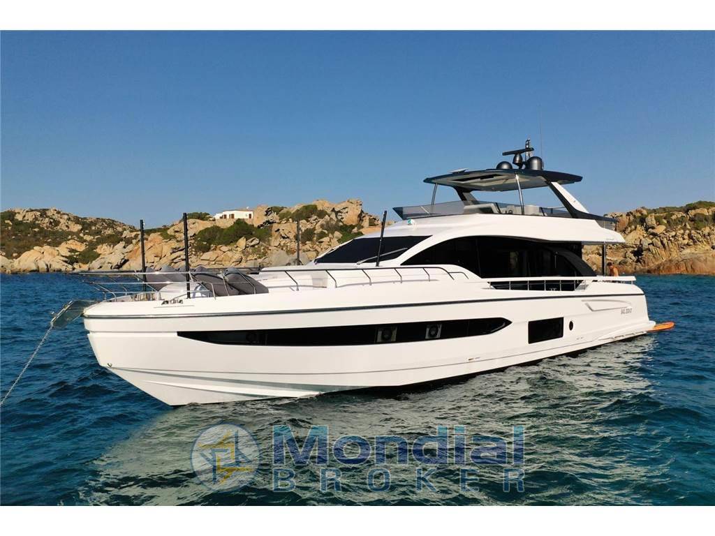 Azimut 78 fly