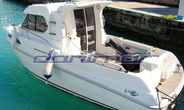 Rio 700 cabin fish