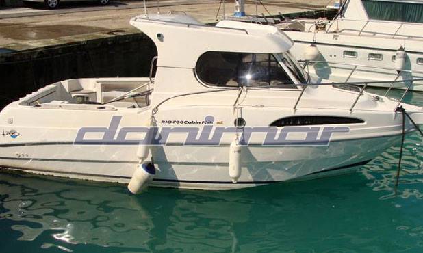 Rio 700 cabin fish
