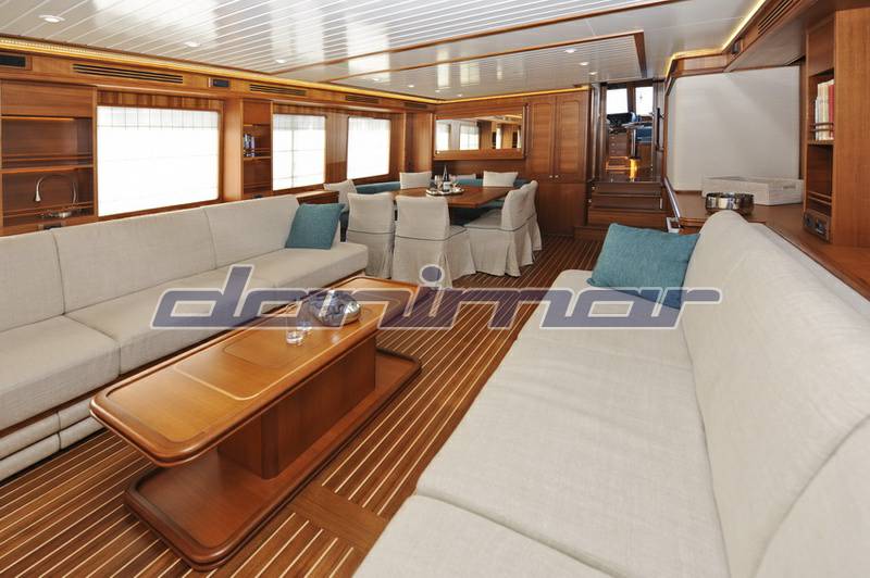 Grand banks 76