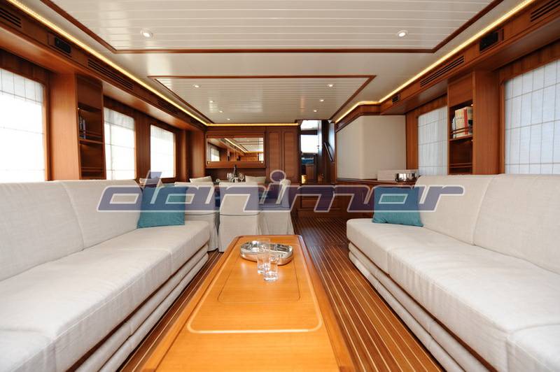 Grand banks 76