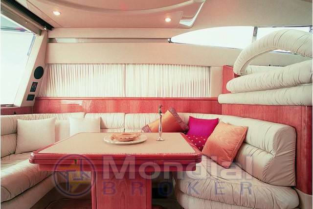 Ferretti 430