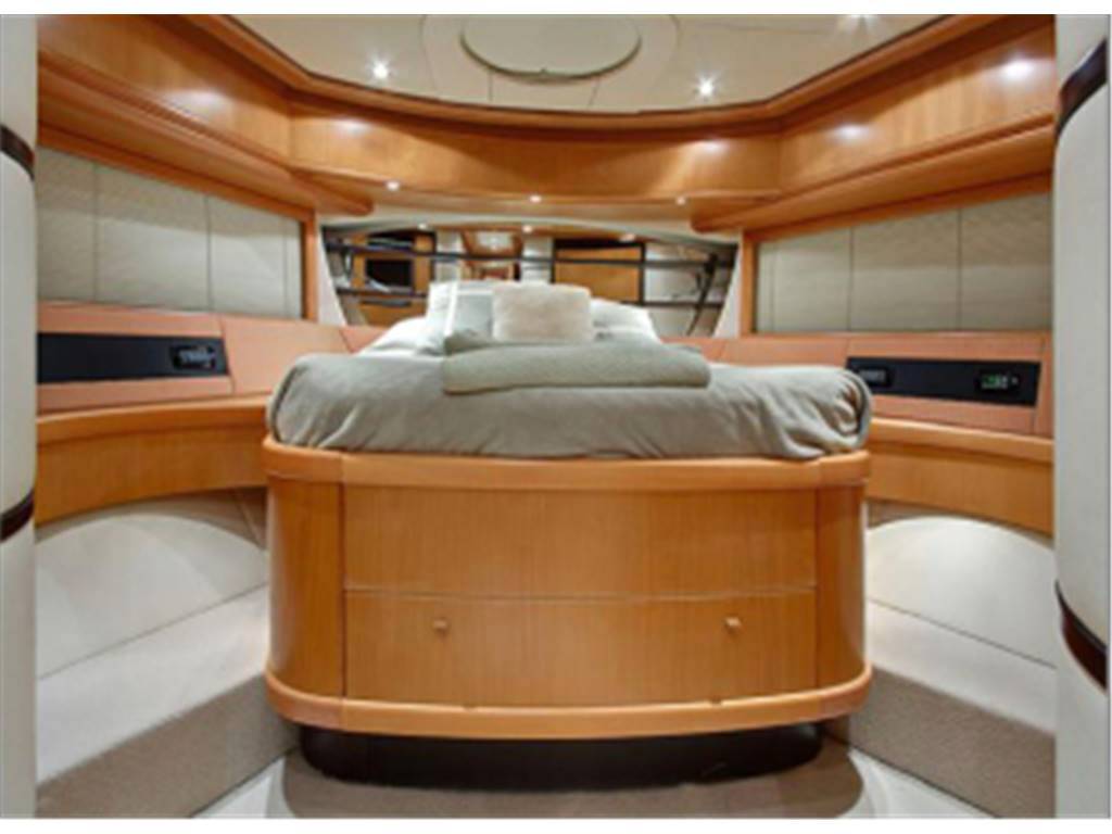 Pershing Silver sea