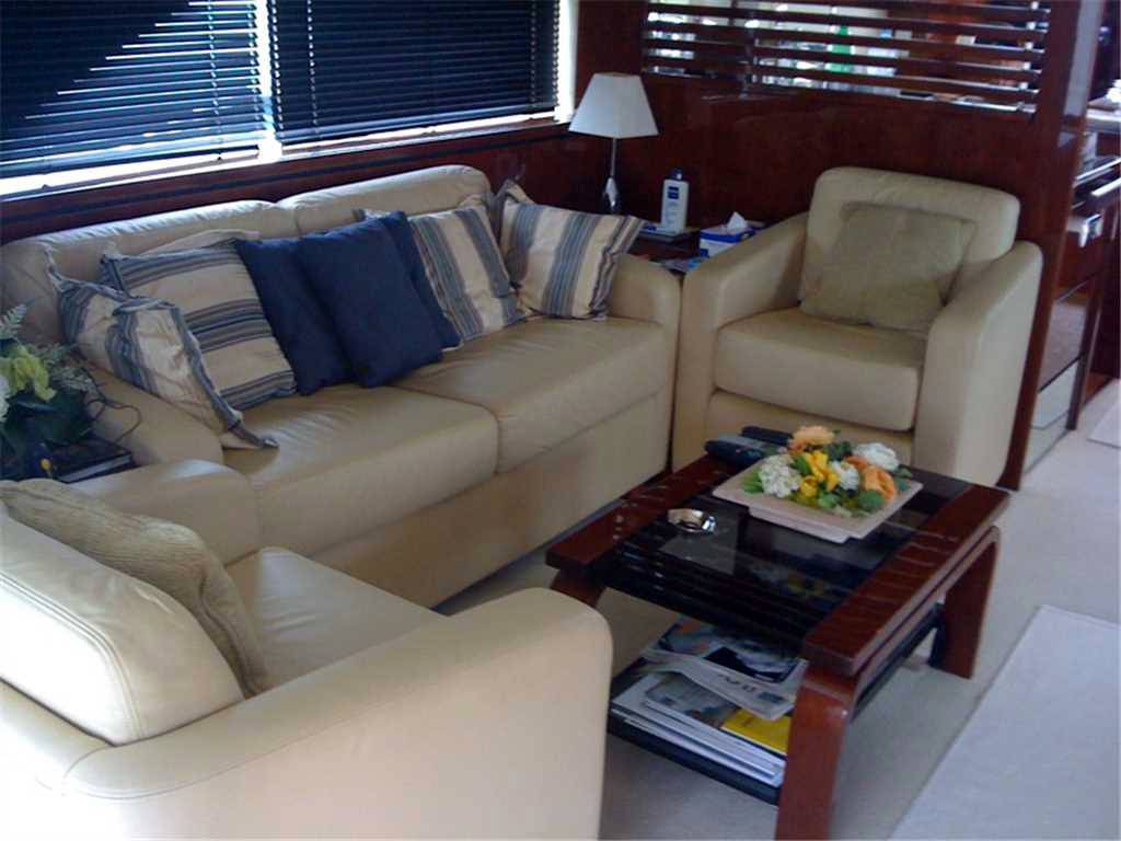 Fairline Squadron 68
